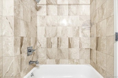 Smart Design Meets Incredible Private Outdoor Space at The - photo 26