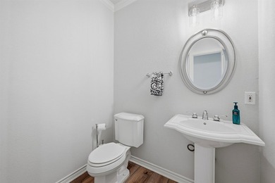 Designed with both functionality and comfort in mind, this - photo 27