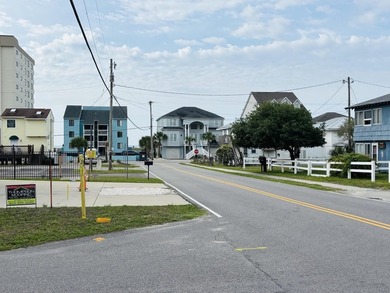 Fantastic classic beach home just a block from the ocean in the - photo 31