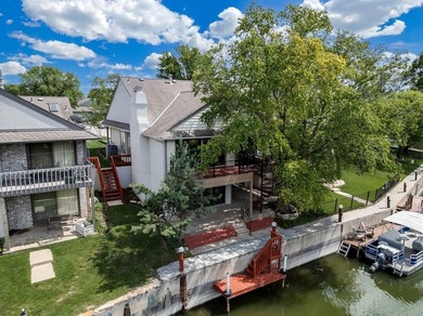 Wake up to beautiful lake views and enjoy the ease of - photo 35