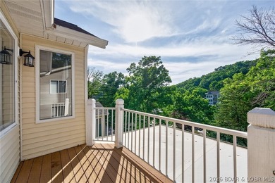 This 5-bedroom, 3.5-bath lakefront home in Four Seasons is - photo 45