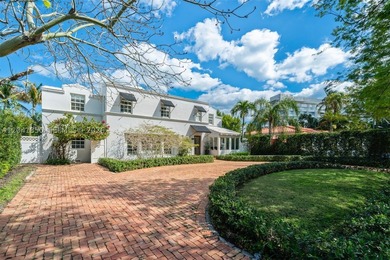 Completely renovated and ideally located in Miami Beach's - photo 1