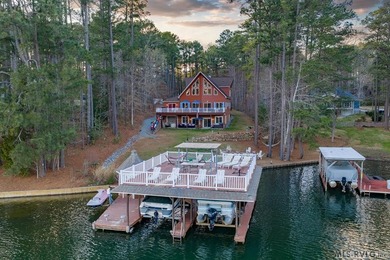 Experience the art of lakefront living at Tropical Paradise, an - photo 1