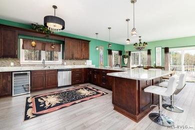 Experience the art of lakefront living at Tropical Paradise, an - photo 2