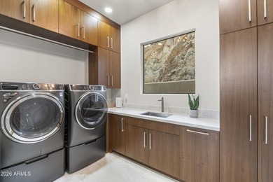 HIGH-DESERT - NEW BUILD - BIG-CITY VIEWS - PARADISE RESERVE - photo 50