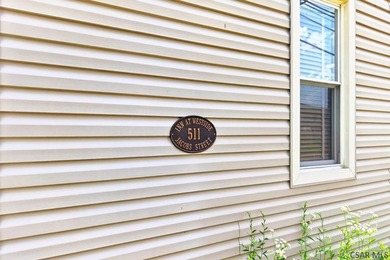 Welcome to this charming 2 bedroom 1 full bath home nestled in - photo 5