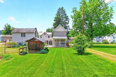 Welcome to this charming 2 bedroom 1 full bath home nestled in - photo 9