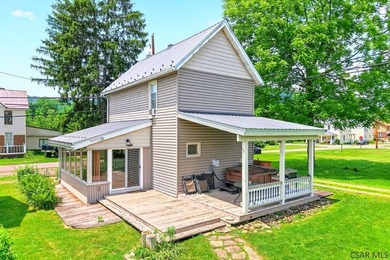 Welcome to this charming 2 bedroom 1 full bath home nestled in - photo 10
