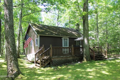 Pecks Pond Home Sale Pending in Dingmans Ferry Pennsylvania