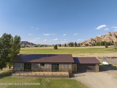 Experience maintenance-free living in this beautifully remodeled - photo 2