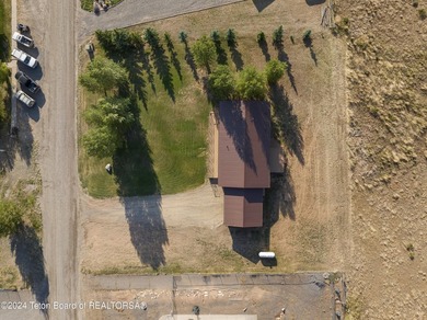 Experience maintenance-free living in this beautifully remodeled - photo 10