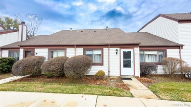 Artist Lake - Suffolk County Home Sale Pending in Middle Island New York