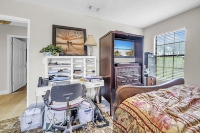 Ranch Style brick home, 3/2 with small pool on two private lots - photo 32