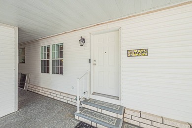 AMAZING OPPORTUNITY! TURN KEY! PRICE REDUCED! THIS ONE CHECKS A - photo 5