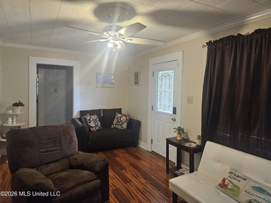 Turnkey, fully furnished property currently operating as a - photo 10