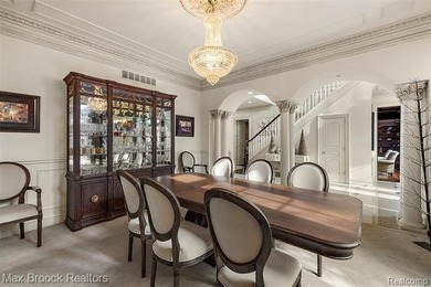 Welcome to a truly exceptional residence that redefines - photo 8