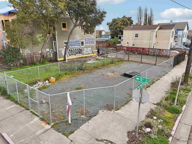 Endless possibilities await at 1495 5th St in Oakland! This - photo 5