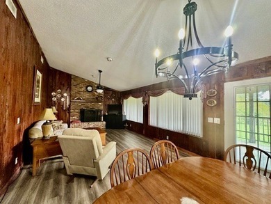 Nestled on the shoreline of Lake Seminole, this charming 2 - photo 11