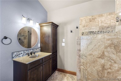 Offered by its original owners, this lovingly maintained 5-bed - photo 14