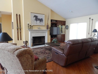 Luxury 4-Bedroom Home at Alto Lakes Golf & Country Club, Alto - photo 14