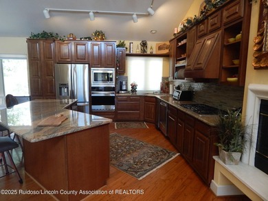 Luxury 4-Bedroom Home at Alto Lakes Golf & Country Club, Alto - photo 17