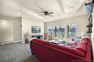 Offered by its original owners, this lovingly maintained 5-bed - photo 19