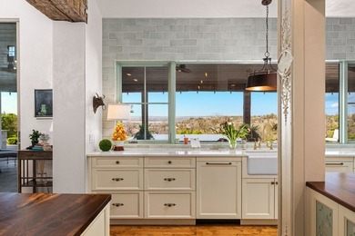 French Country Elegance in the Texas Hill Country. Set on 56.02 - photo 19
