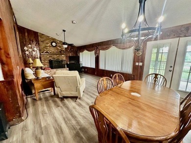 Nestled on the shoreline of Lake Seminole, this charming 2 - photo 21