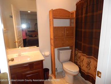 Luxury 4-Bedroom Home at Alto Lakes Golf & Country Club, Alto - photo 22