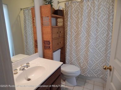 Luxury 4-Bedroom Home at Alto Lakes Golf & Country Club, Alto - photo 26
