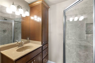 Offered by its original owners, this lovingly maintained 5-bed - photo 27