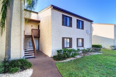 (private lake, pond, creek) Condo For Sale in St. Petersburg Florida