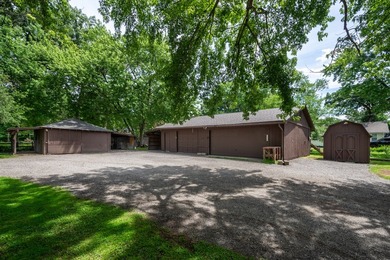 Looking for a beautiful and serene location overlooking nature - photo 3