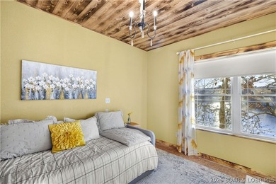Offered by its original owners, this lovingly maintained 5-bed - photo 36
