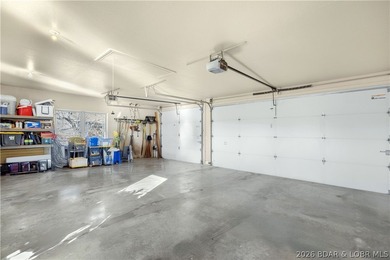 Offered by its original owners, this lovingly maintained 5-bed - photo 37