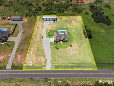 Remarkable 2018-built home on 2.5 fully fenced acres in - photo 40