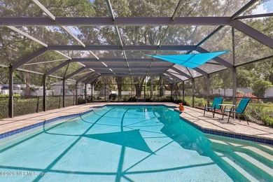 MOTIVATED SELLER will pay closing costs! Featuring a screened-in - photo 2
