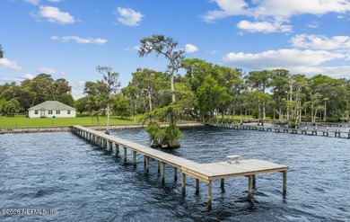 Crescent Lake - Putnam County Home For Sale in Crescent City Florida