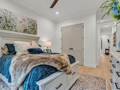106 Daksi Way is an extraordinary luxury residence in the - photo 40