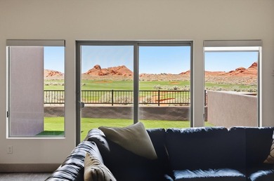 Set on the 5th hole of the award-winning Sand Hollow Resort Golf - photo 20
