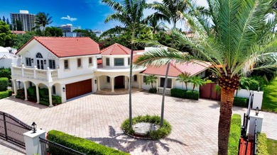 This corner estate-size lot is walled, gated, and privacy - photo 1