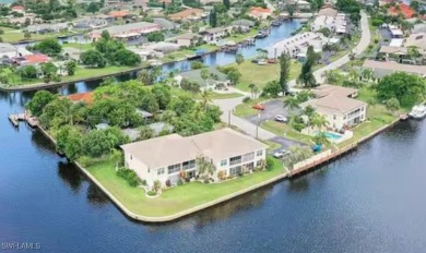 Cape Coral Lakes Area Condo For Sale in Cape Coral Florida