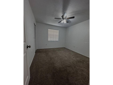 Disponible Beautifully first floor Condo unit with new - photo 16