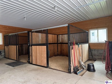 Best of Both Worlds - Waterfront Home & Horse Farm! Welcome to - photo 26