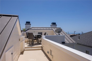 Situated on the coveted 200 block of Marigold, just steps from - photo 29