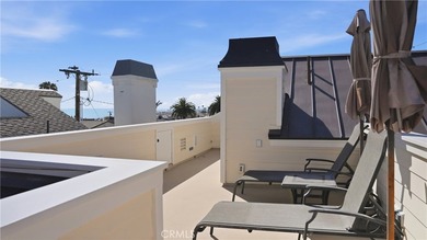 Situated on the coveted 200 block of Marigold, just steps from - photo 33