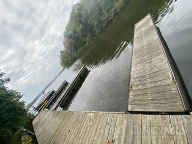 Attractive 3 BR, 2 BA one story lakefront home at Rocky Fork - photo 49