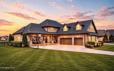 Countryside ambience on a level corner lot in Maryville with - photo 2