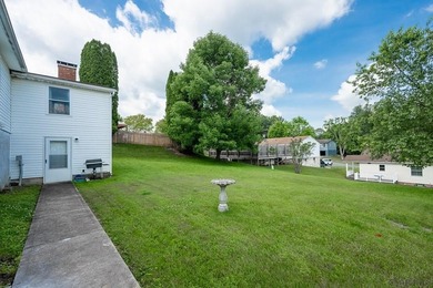 Welcome home to this spacious and well-maintained 3 bedroom, 3 - photo 6