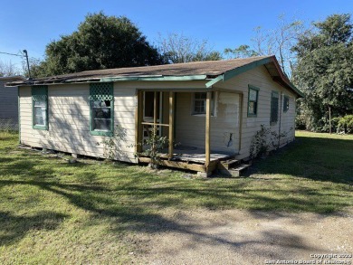 Lake Corpus Christi Home For Sale in Mathis Texas